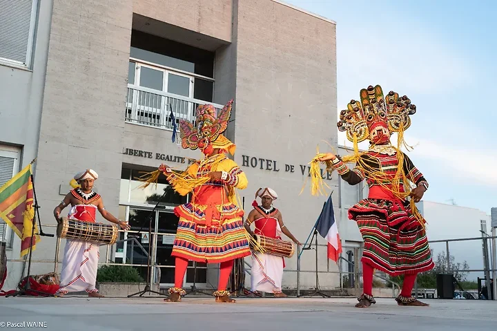 SRI LANKA &laquo; Chandana Wuckramasinghe and the dancers &raquo; - Photo n°4